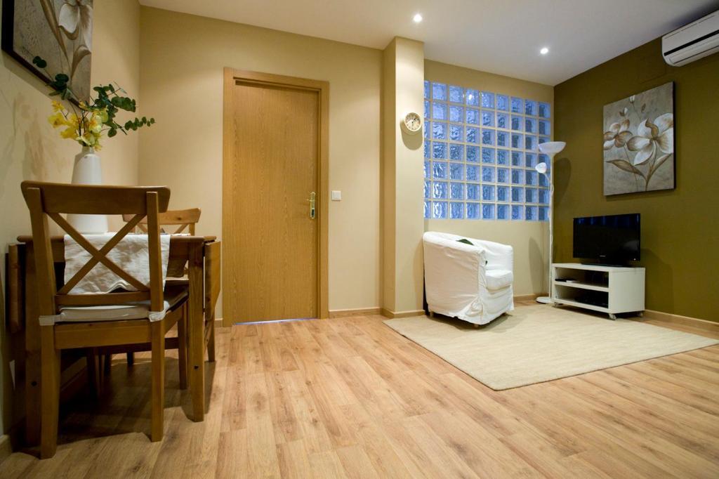 Apartamentos Apr Numancia Мадрид Номер фото